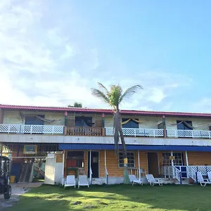 Aparthotel Yellow Moon &, San Andres (San Andres and Providencia Islands)